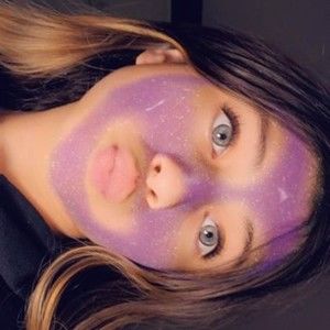 Meet your Posher, Ava